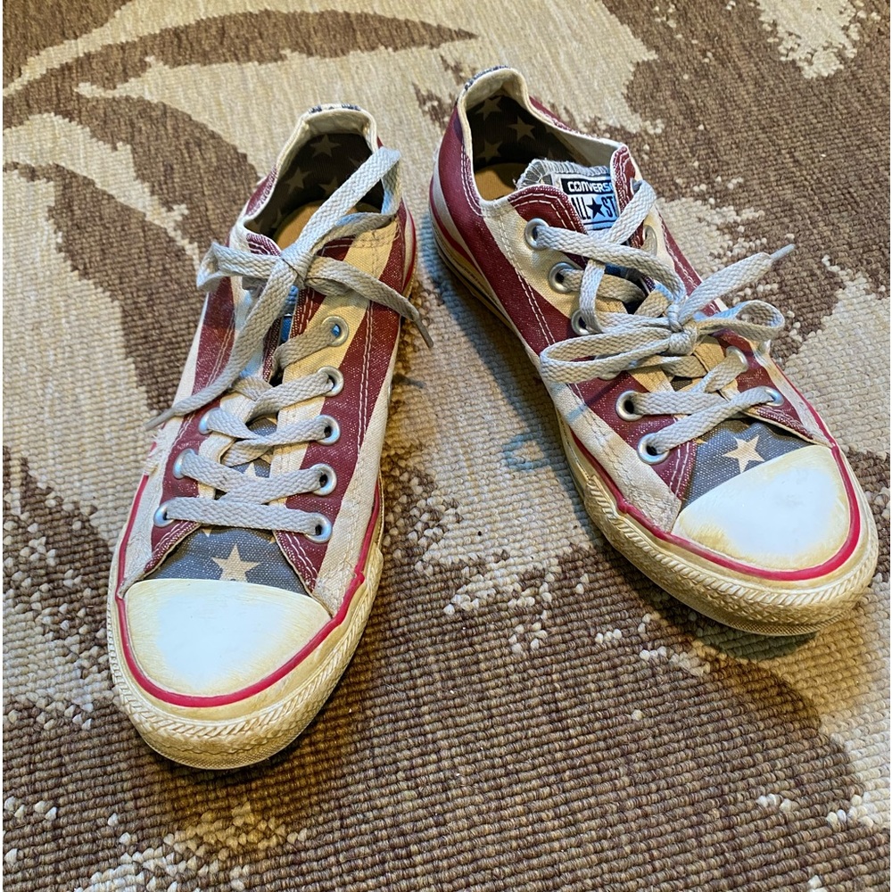 Distressed Converse American Flag Chuck Taylor Sneakers Unisex 7/5